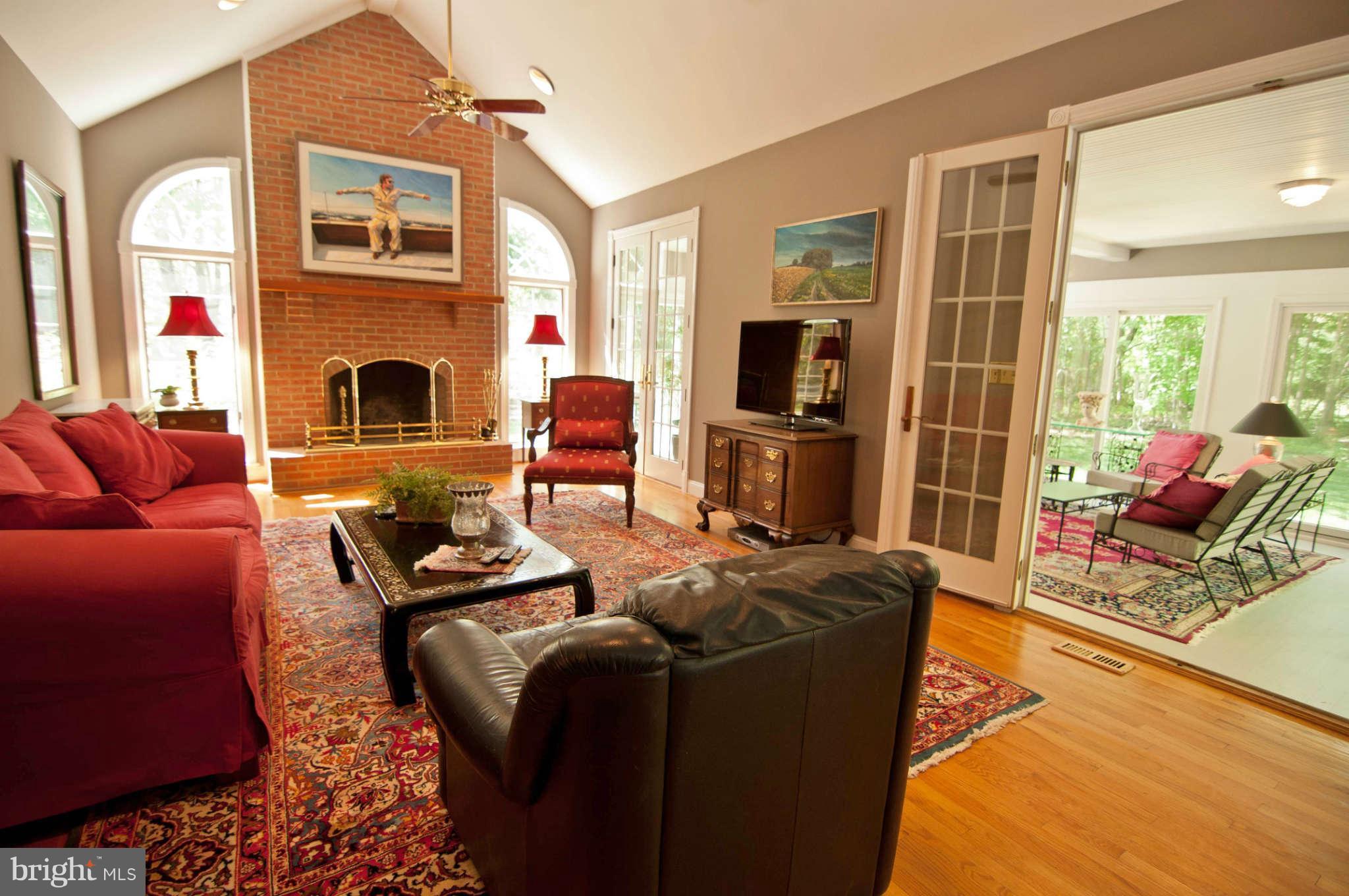1144 Steamboat Road Shady Side, MD 20764 - Photo 10 of 25 Family Room