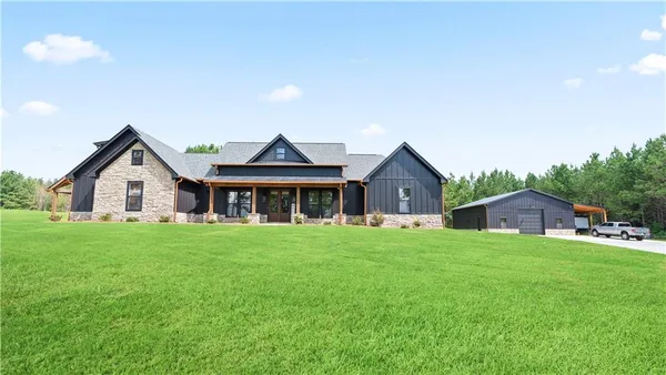 $698,000 | 100 Rainey Road, Temple, GA 30179