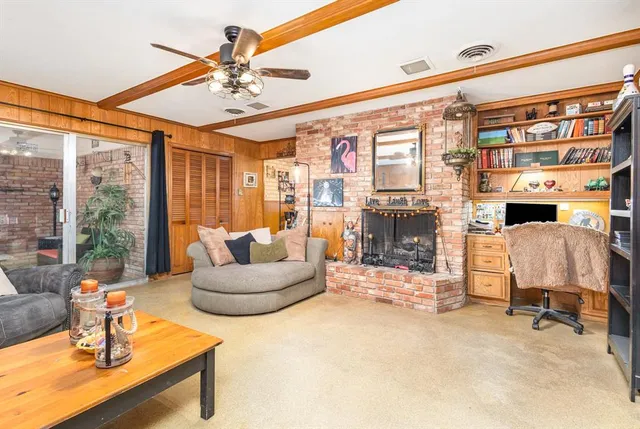 $300,000 | 2015 Woods Drive, Arlington, TX 76010