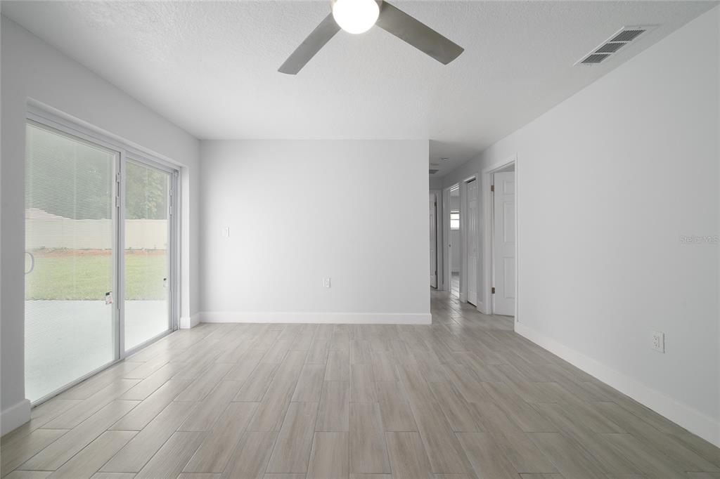 328 Alpine Street Altamonte Springs, FL 32701 - Photo 11 of 33 Gallery Image 11