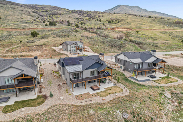 4527 North Seven Bridges Road Eden, UT 84310 - Photo 6 of 65