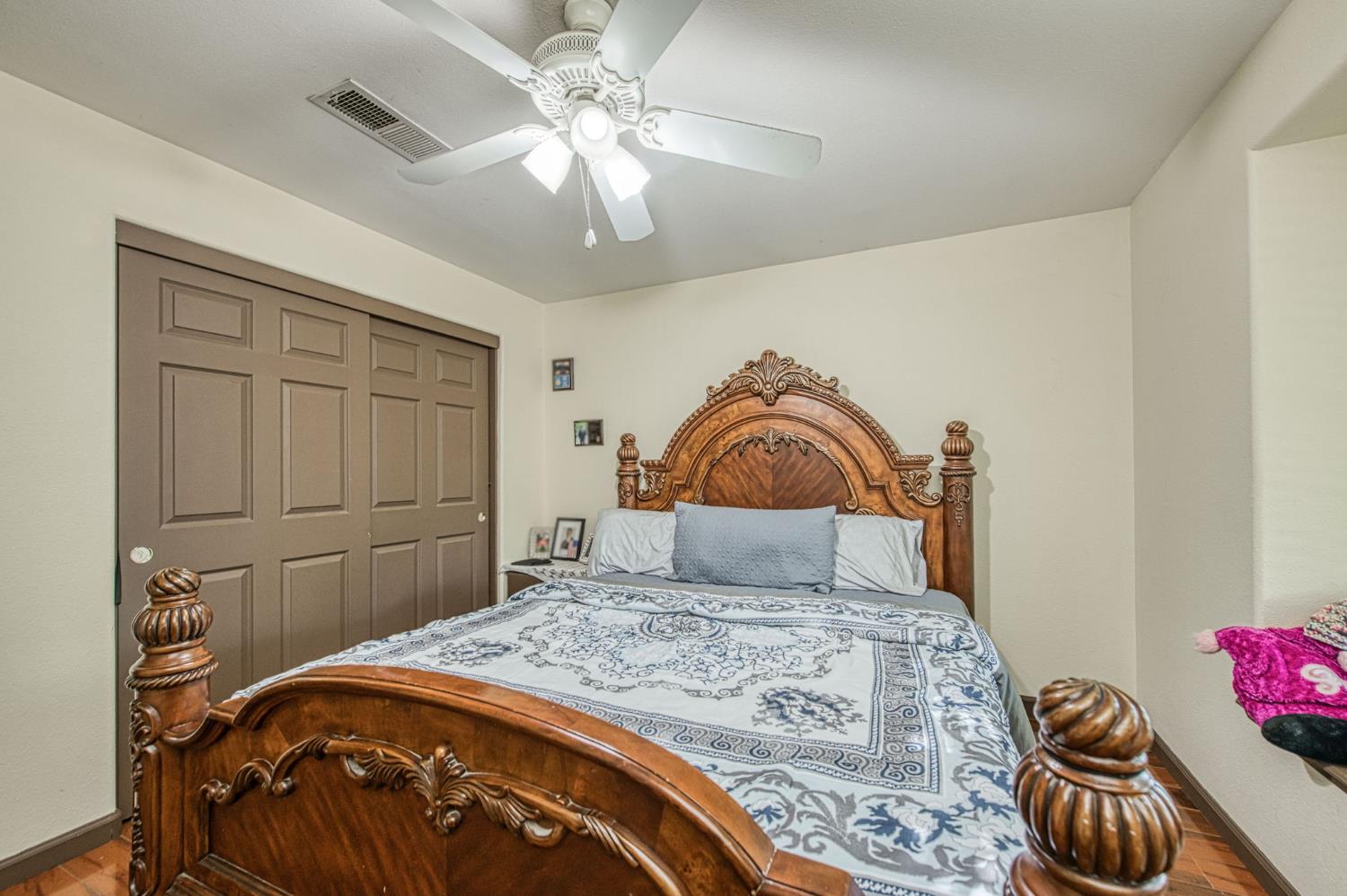 1135 Rafer Johnson Drive Kingsburg, CA 93631 - Photo 19 of 55