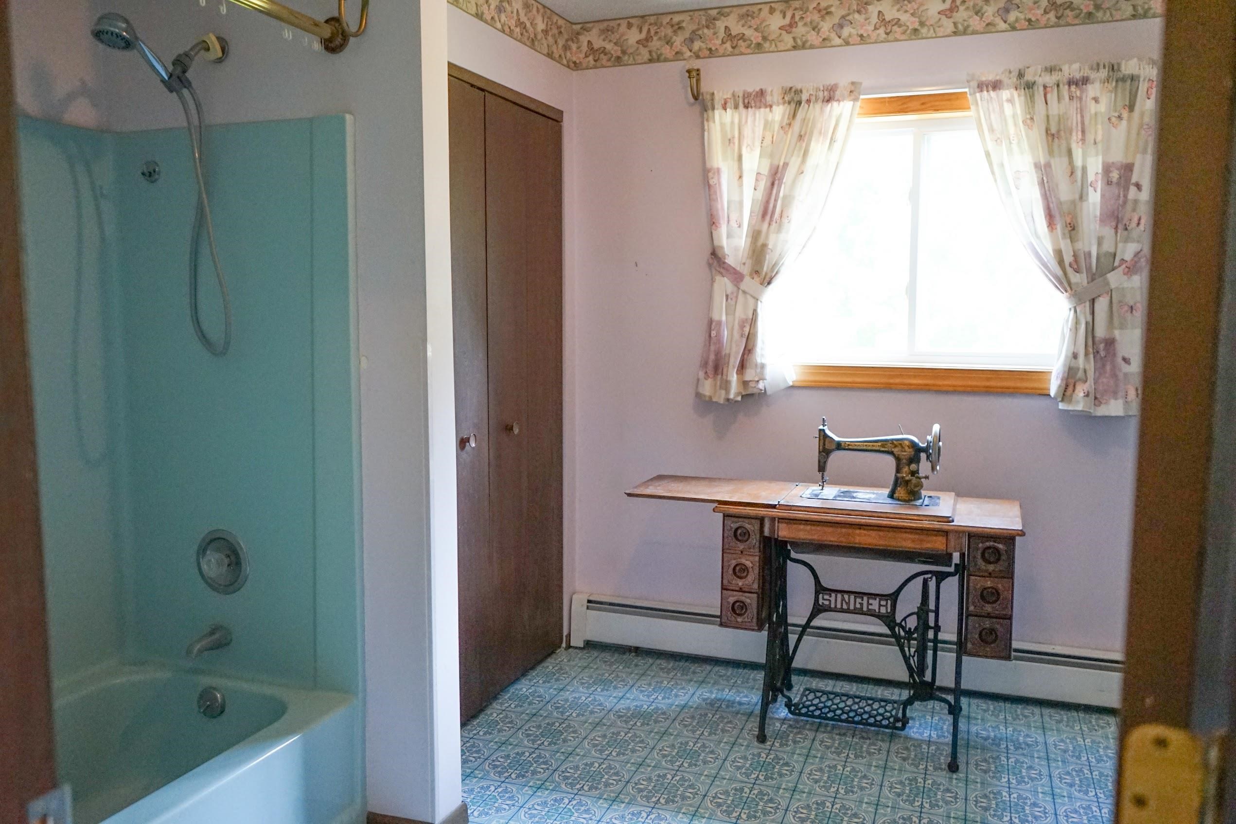 4270 Holiday Road Traverse City, MI 49686 - Photo 33 of 66