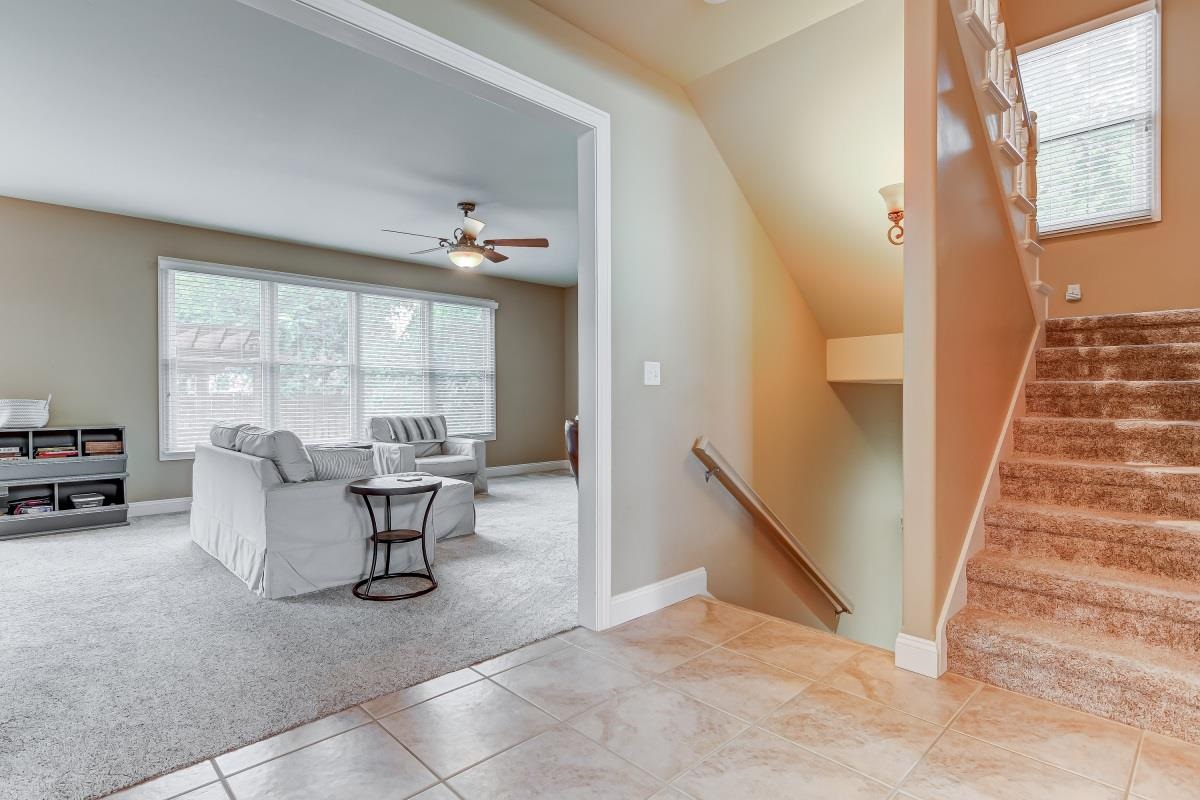 2219 Wydown Avenue Springfield, IL 62704 - Photo 4 of 49 Gallery Image 4