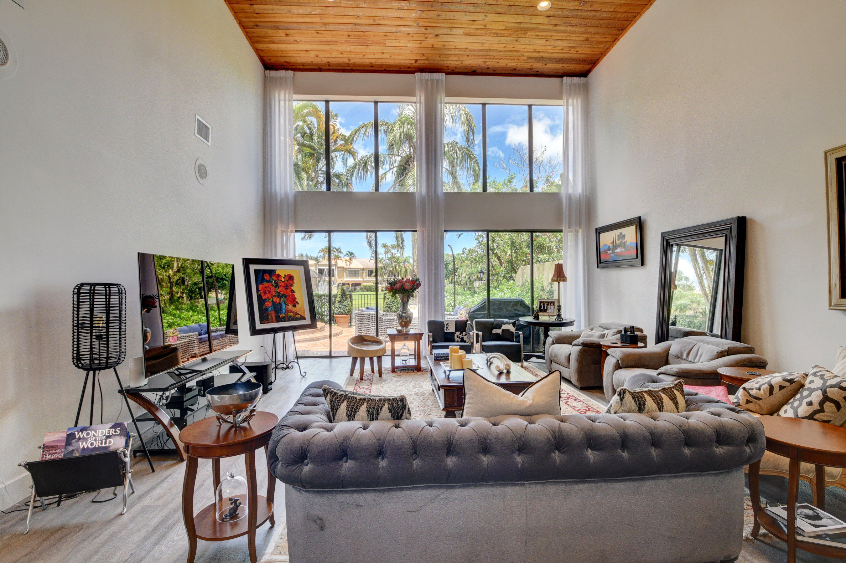 22507 Caravelle Circle Boca Raton, FL 33433 - Photo 14 of 41 living room