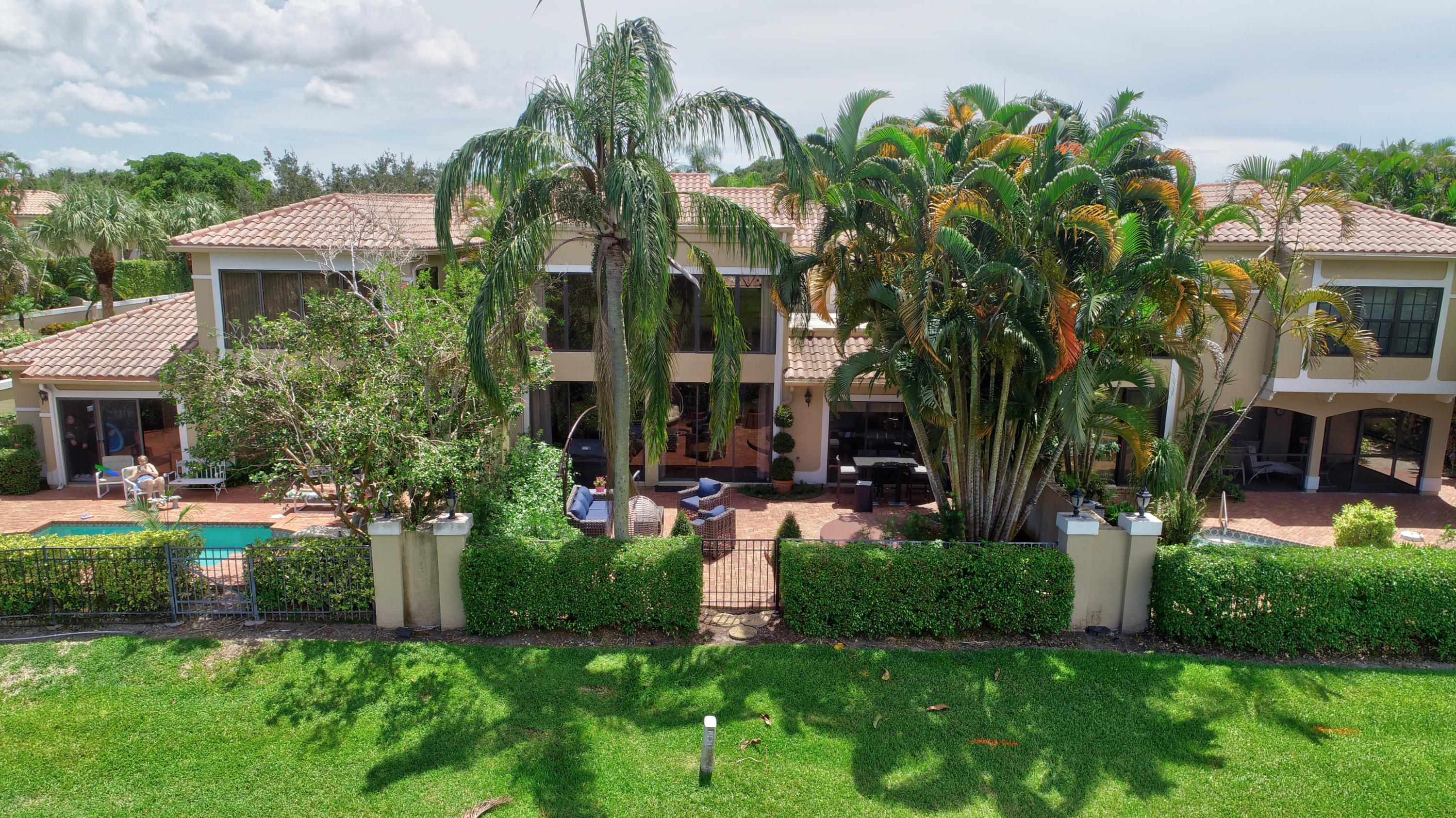22507 Caravelle Circle Boca Raton, FL 33433 - Photo 6 of 41 back view