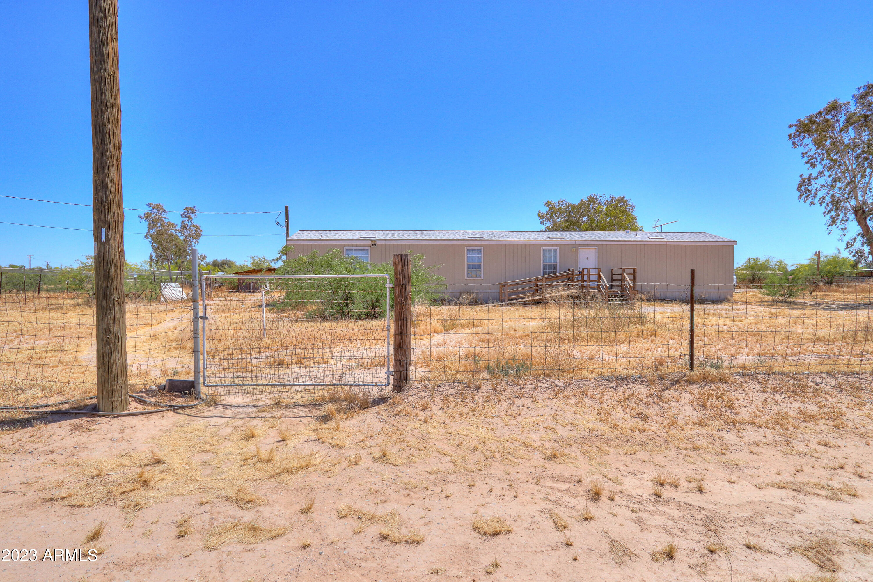 12385 North Pinto Road Maricopa, AZ 85139 - Photo 8 of 18 03