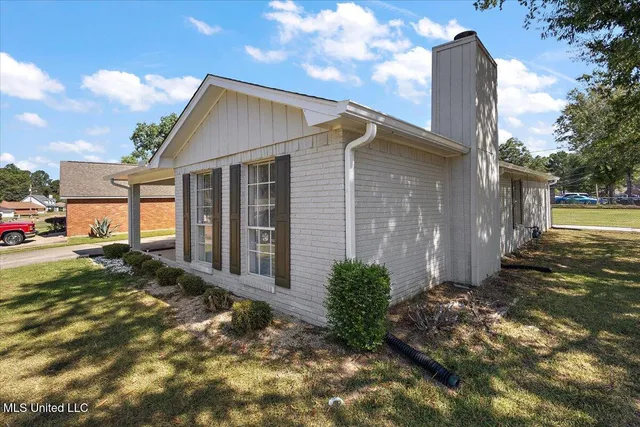 $190,000 | 5046 Raintree Drive, Byram, MS 39272