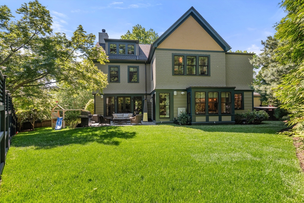 175 Coolidge Hill Road Cambridge, MA 02138 - Photo 37 of 42