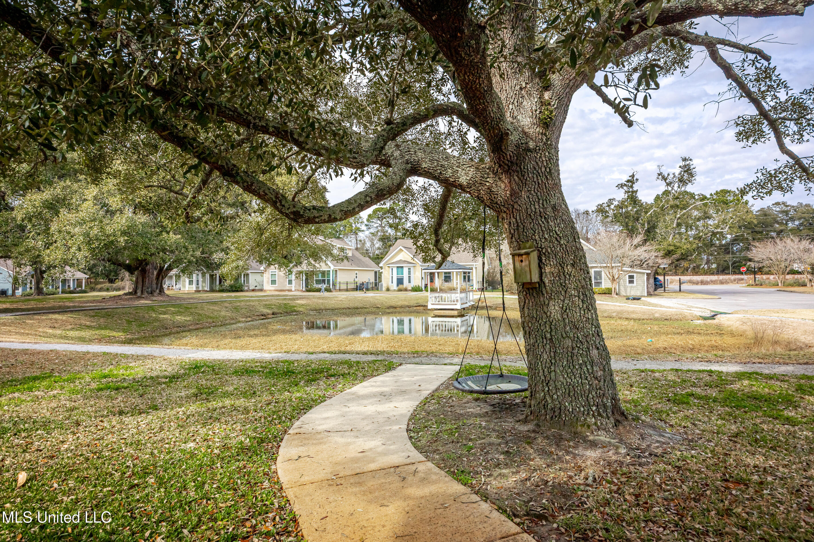 16 Sweetgrass Lane Ocean Springs, MS 39564 - Photo 18 of 71 IMG_7723