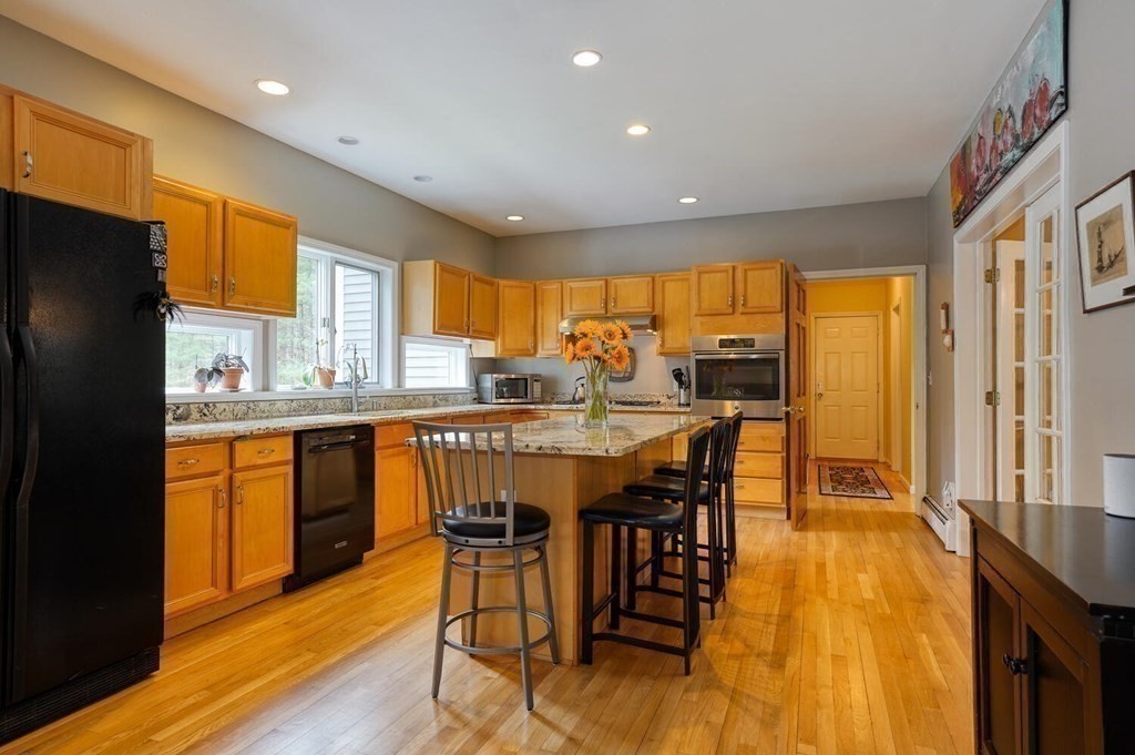 88 Poor Farm Road Harvard, MA 01451 - Photo 6 of 41