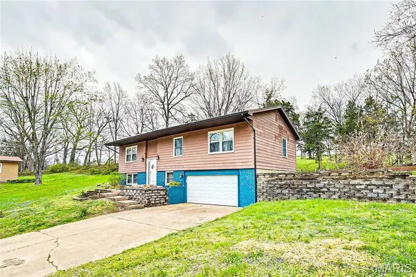 $229,900 | 22 Gloria Drive, Union, MO 63084