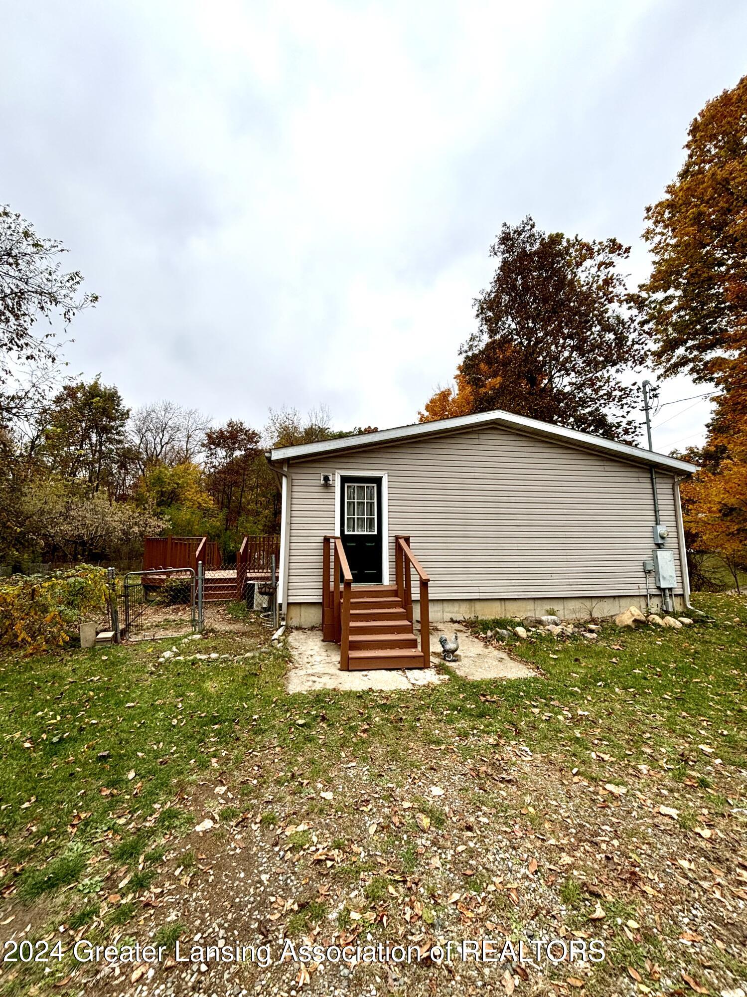 212 Bennett Road Quincy, MI 49082 - Photo 25 of 32 IMG_0270