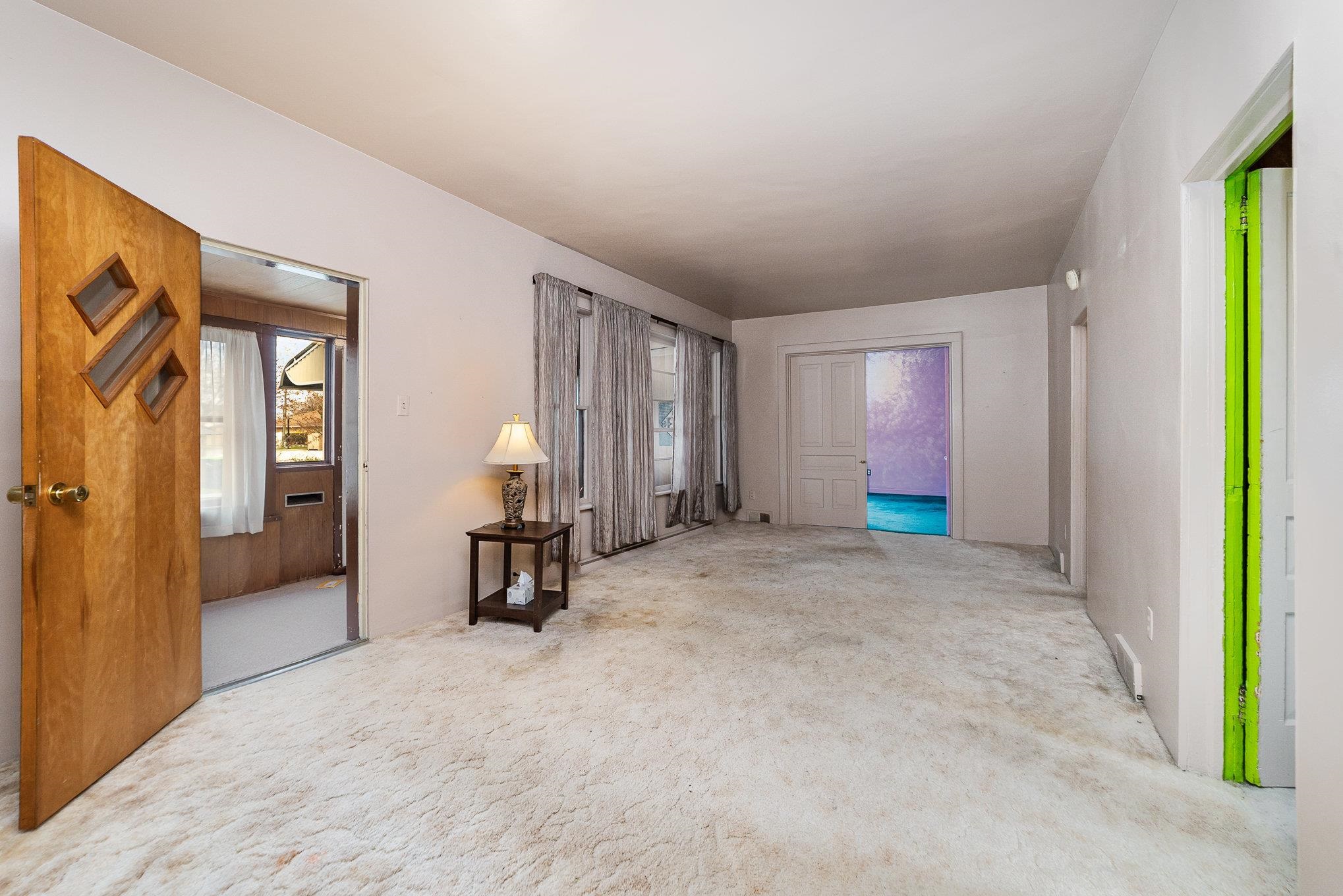 704 24th Street Bay City, MI 48708 - Photo 2 of 20 Gallery Image 2
