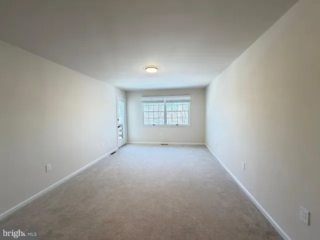 $2,900 | 203 Jonathan Drive, North Wales, PA 19454