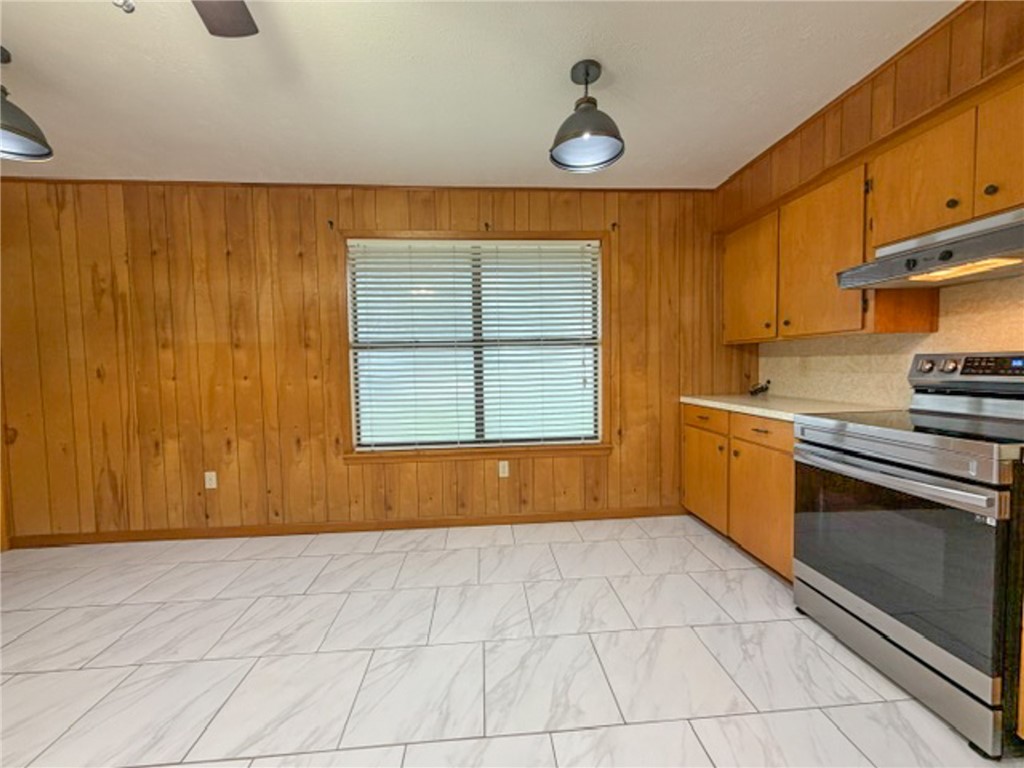 606 East Fm 628 Riviera, TX 78379 - Photo 8 of 33 Gallery Image 8