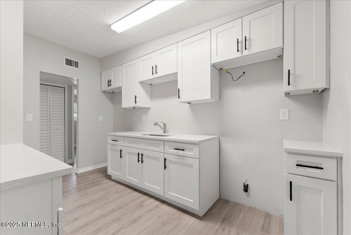 7567 Sharbeth Drive South Jacksonville, FL 32210 - Photo 5 of 14 kitchen