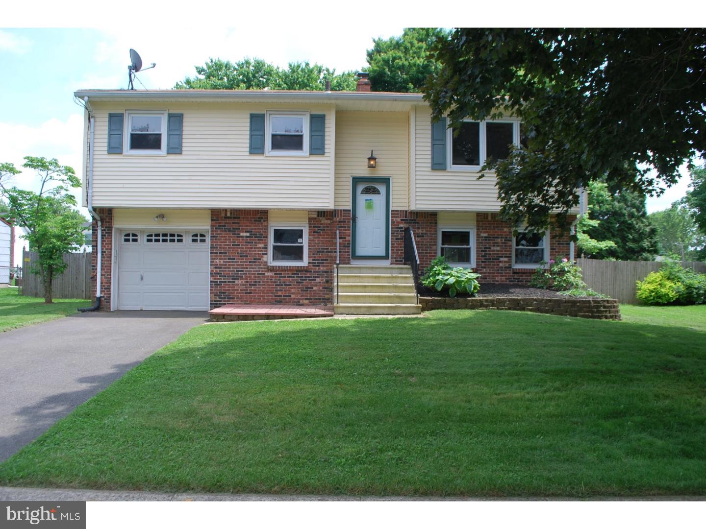 58 Elmont Road Trenton, NJ 08610 - Photo 1 of 20