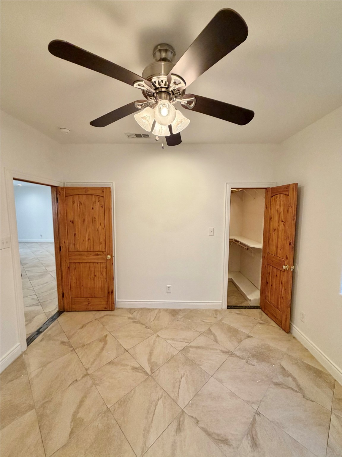 1530 Dearing Street Port Neches, TX 77651 - Photo 20 of 28 a view of an empty room with a window
