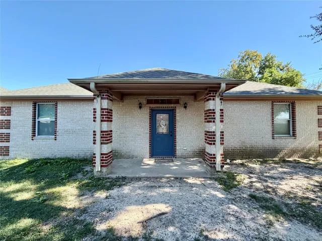 $2,499 | 1530 Dearing Street, Port Neches, TX 77651
