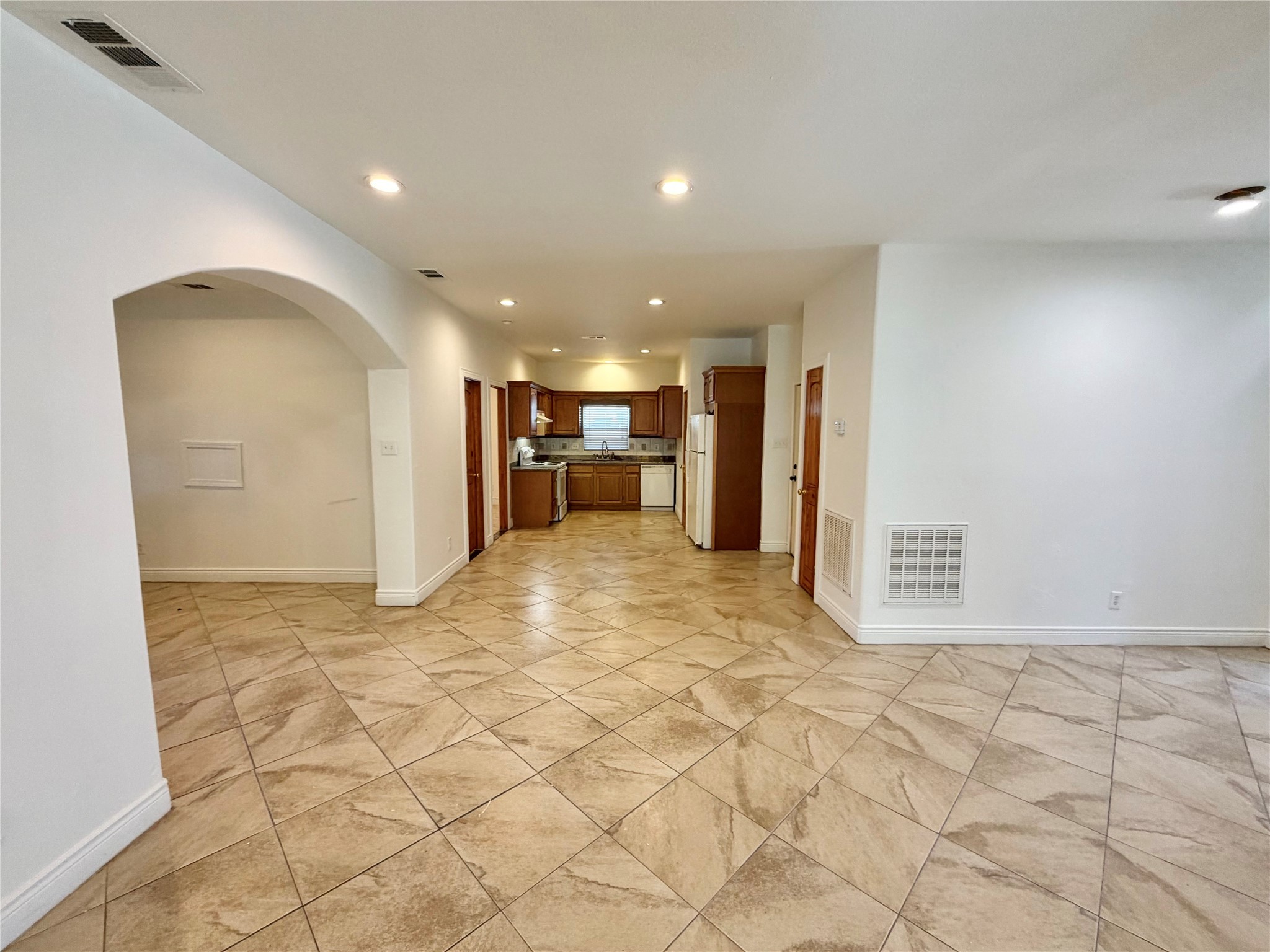 1530 Dearing Street Port Neches, TX 77651 - Photo 3 of 28 a view of livingroom with furniture