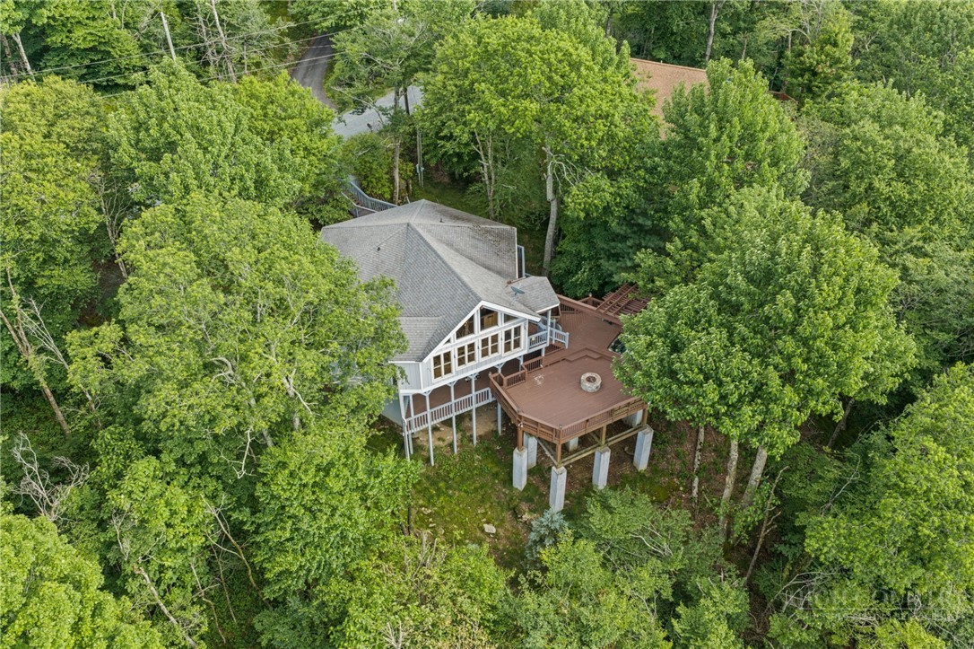 130 Raven Road Beech Mountain, NC 28604 - Photo 32 of 34