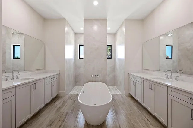 $2,625,000 | 101 Beachcomber Street, Marco Island, FL 34145