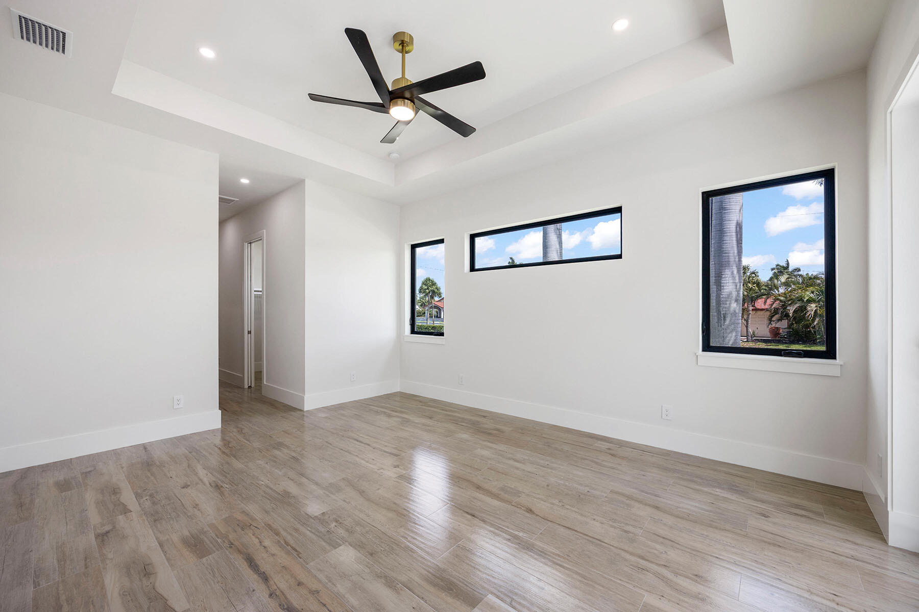 101 Beachcomber Street Marco Island, FL 34145 - Photo 28 of 42 225056247n