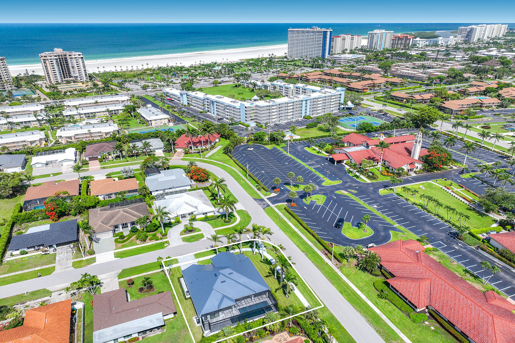 101 Beachcomber Street Marco Island, FL 34145 - Photo 8 of 42 225056247d