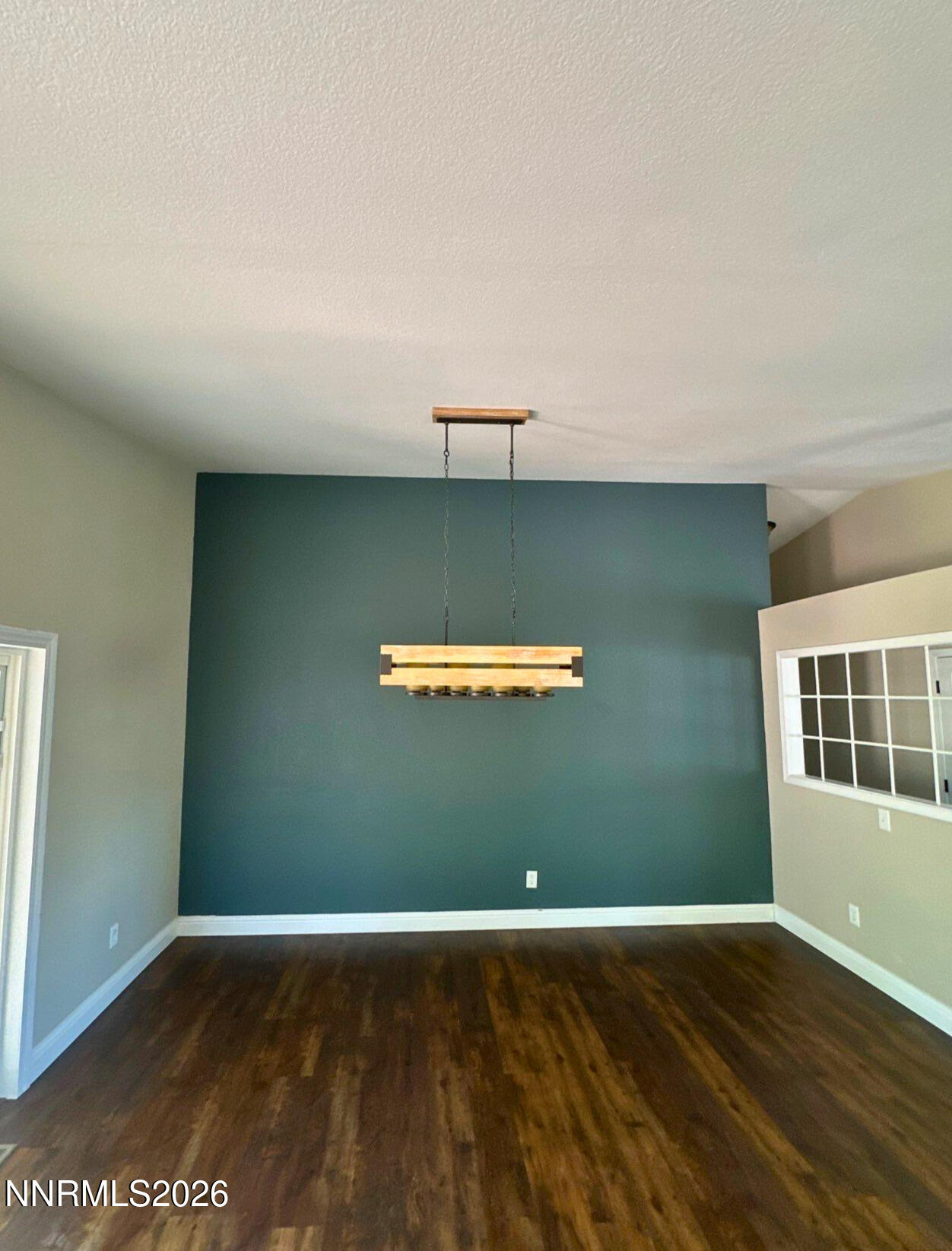 3470 Socrates Drive Reno, NV 89512 - Photo 9 of 16 e119b949-e15c-4fdd-9c57-7d880aef17cc