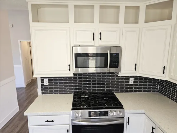 $2,100 | 19734 Glenfinch Lane, Spring, TX 77379