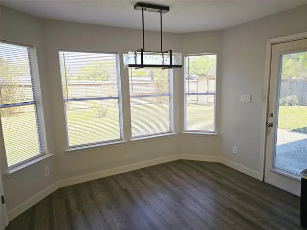 $2,100 | 19734 Glenfinch Lane, Spring, TX 77379