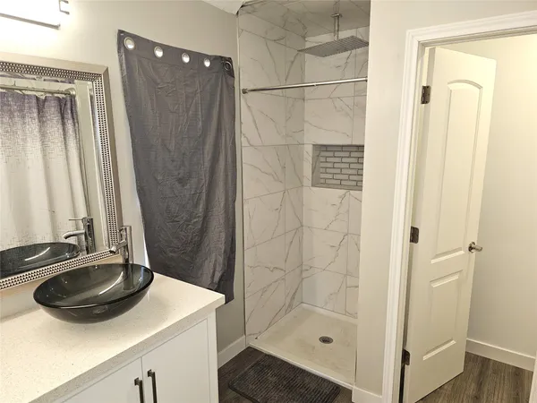 $2,100 | 19734 Glenfinch Lane, Spring, TX 77379
