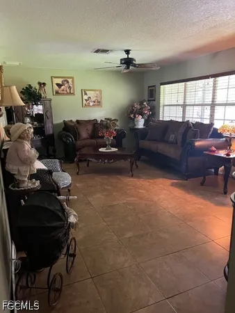 $635,000 | 826 B Road, LaBelle, FL 33935