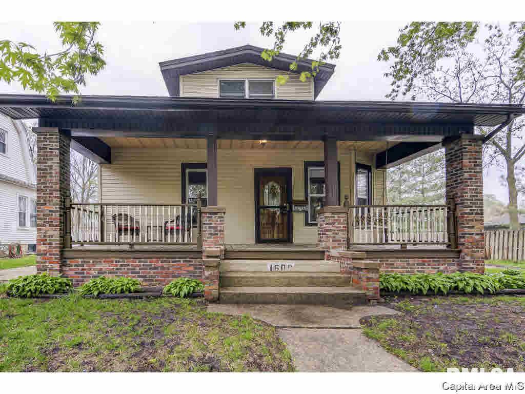 1608 South College Street Springfield, IL 62704 - Photo 1 of 36 Gallery Image 1