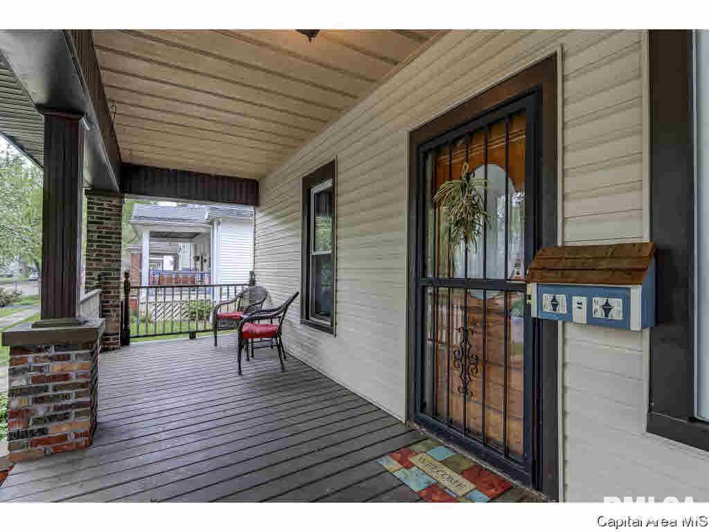 1608 South College Street Springfield, IL 62704 - Photo 3 of 36 Gallery Image 3