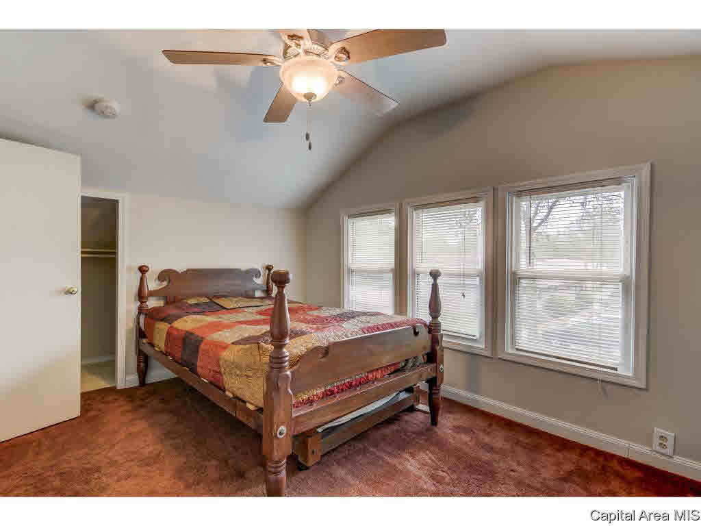 1608 South College Street Springfield, IL 62704 - Photo 26 of 36 Gallery Image 26