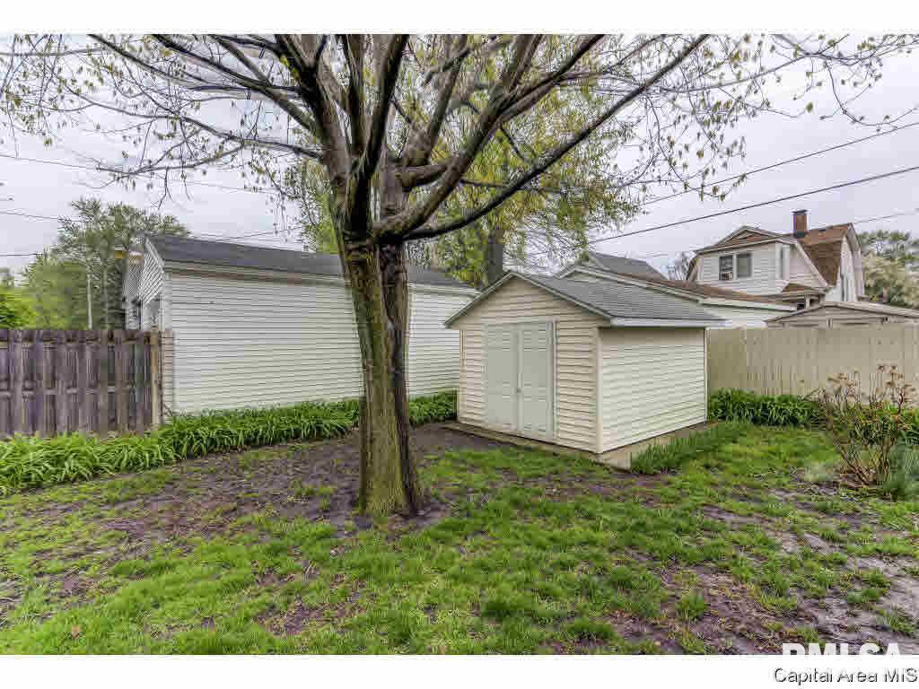 1608 South College Street Springfield, IL 62704 - Photo 34 of 36 Gallery Image 34