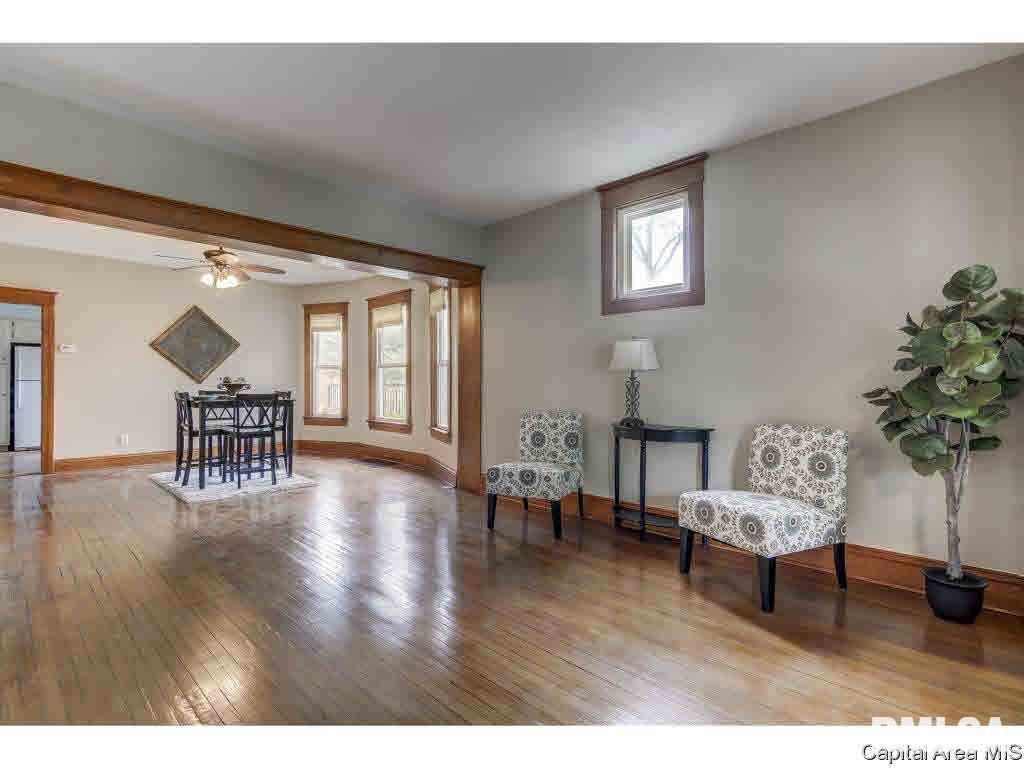 1608 South College Street Springfield, IL 62704 - Photo 6 of 36 Gallery Image 6