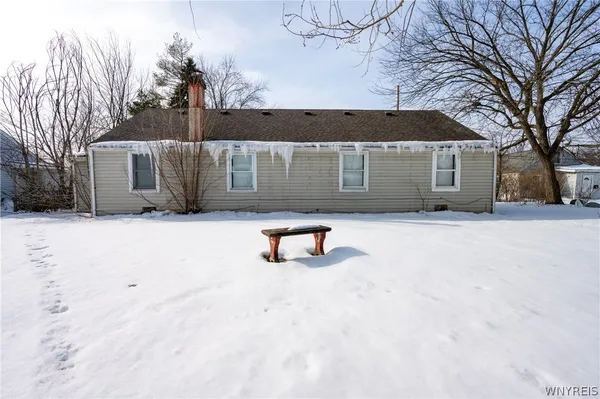 $215,000 | 315 East Park Drive, Tonawanda, NY 14150