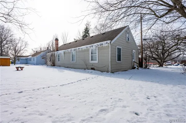 $215,000 | 315 East Park Drive, Tonawanda, NY 14150