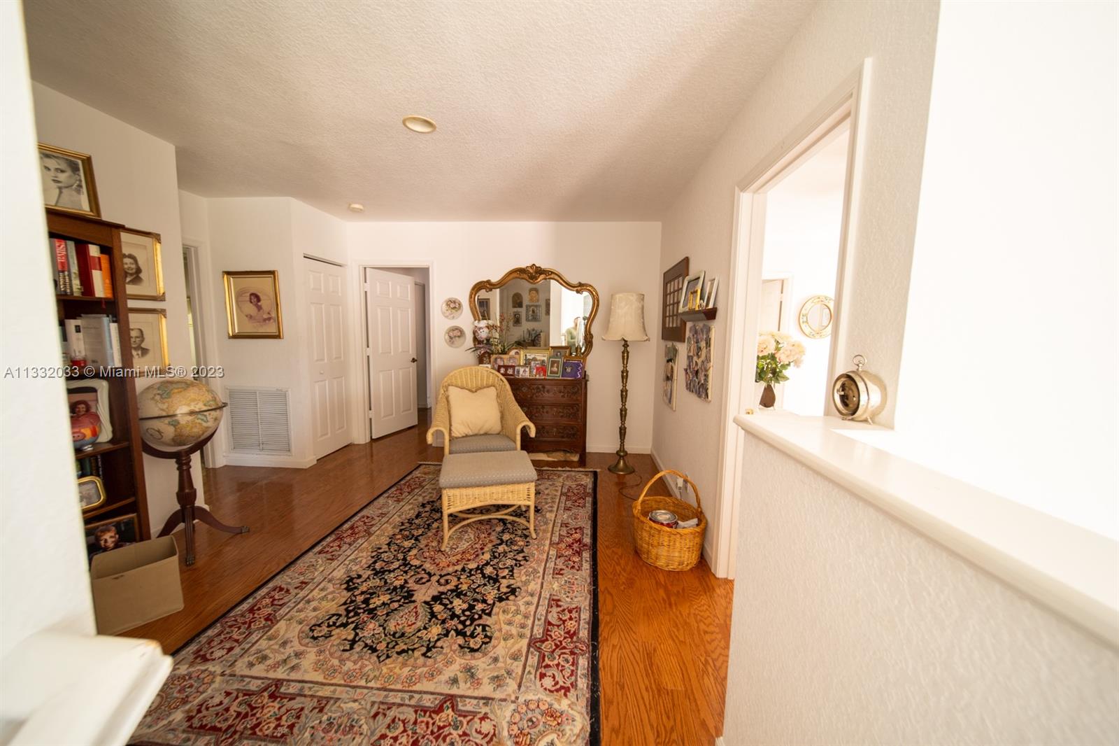 3961 Nighthawk Drive Weston, FL 33331 - Photo 16 of 35 a view of a room with gym equipment
