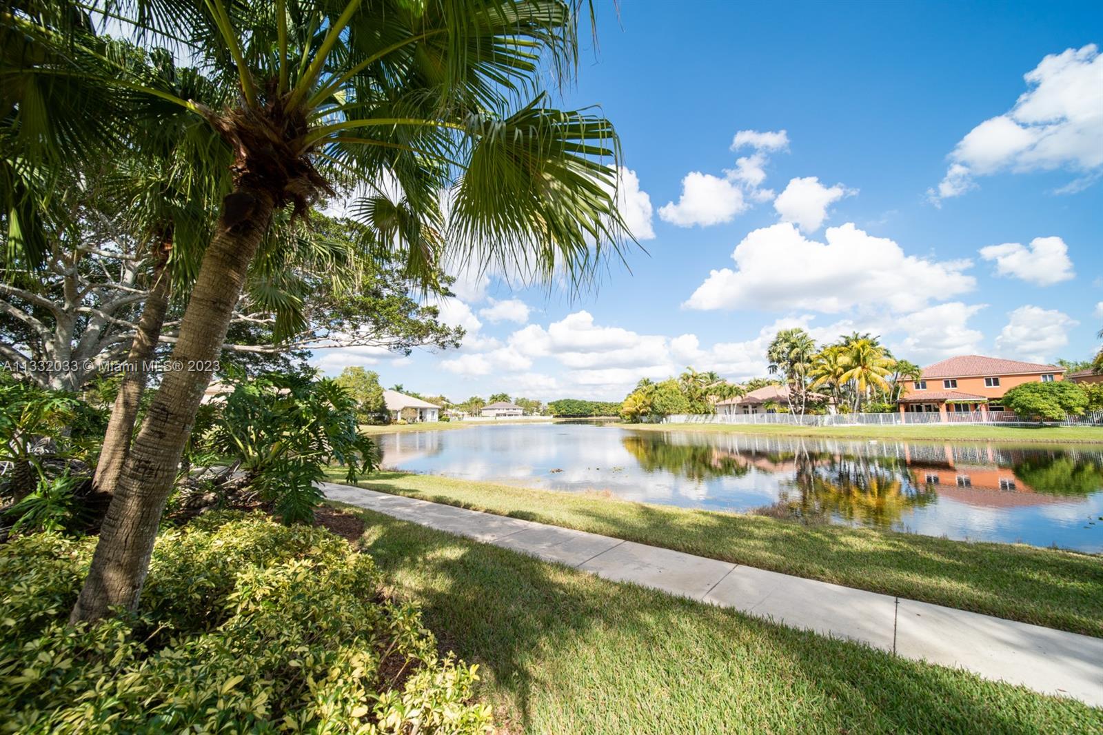 3961 Nighthawk Drive Weston, FL 33331 - Photo 30 of 35 a view of an ocean with boats and trees