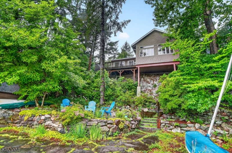106 Demarest Road Bloomingdale, NJ 07403 - Photo 20 of 37 Gallery Image 20