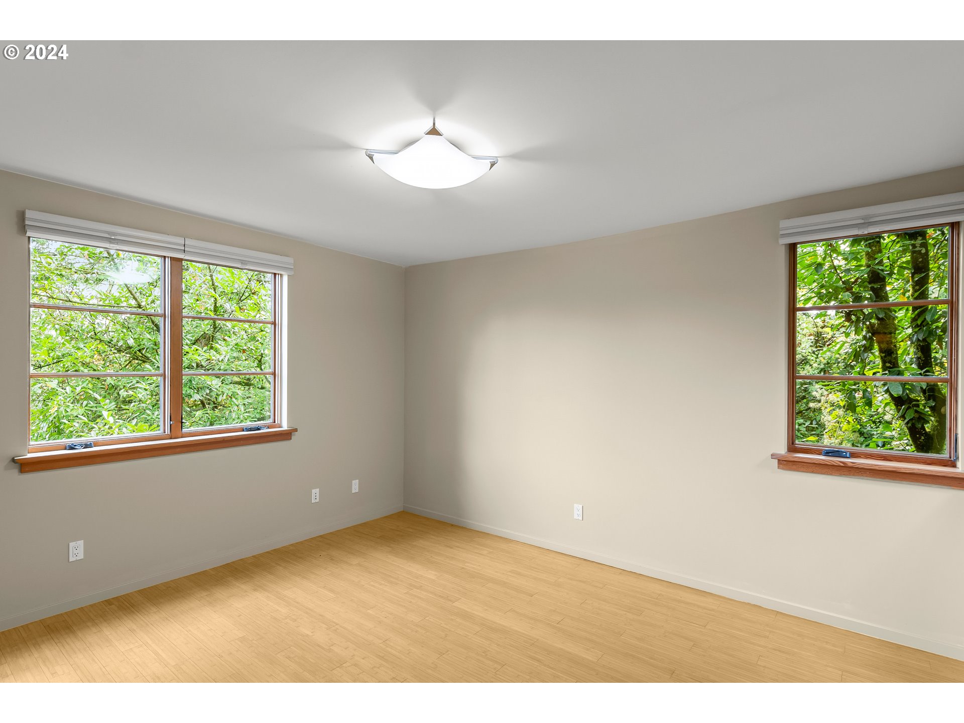 1442 Southwest Taylors Ferry Road Portland, OR 97219 - Photo 27 of 43 Gallery Image 27