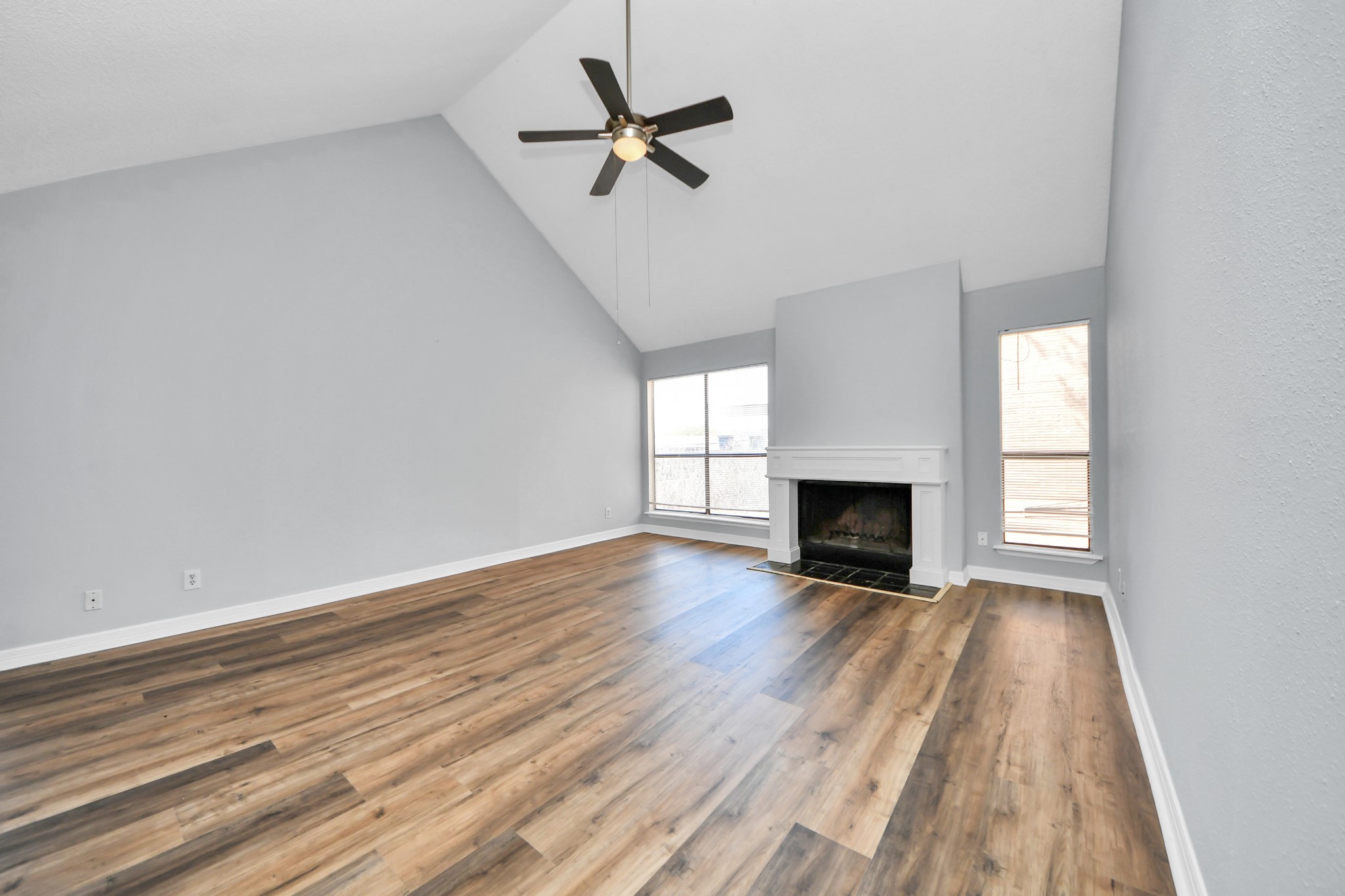 6601 Sands Point Drive, Unit 30 Houston, TX 77074 - Photo 5 of 29
