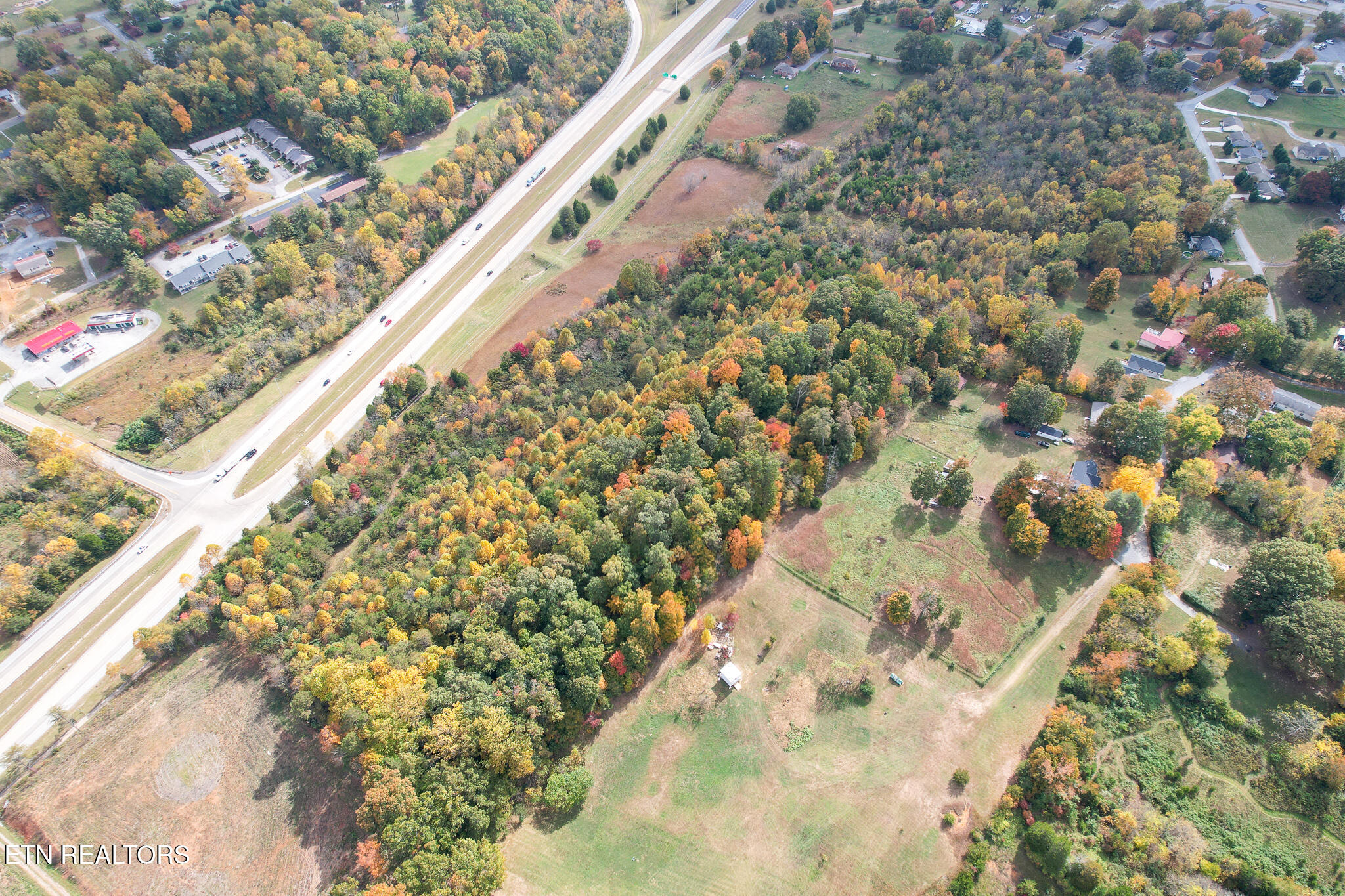 25e Rd Morristown Tn 37813 Road Morristown, TN 37814 - Photo 9 of 32 DJI_0131