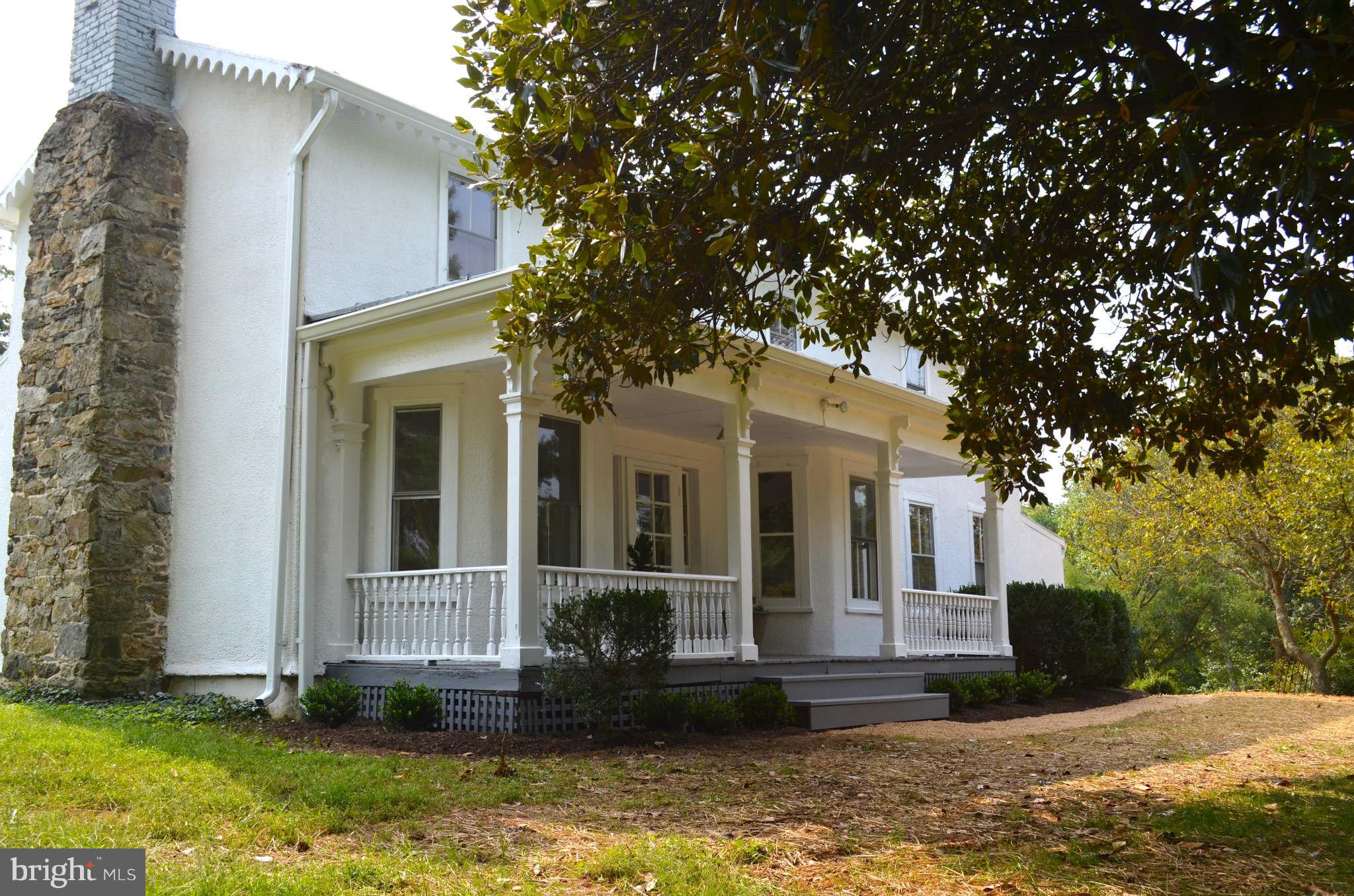 3373 Lost Corner Road Delaplane, VA 20144 - Photo 1 of 13 Exterior (Front)