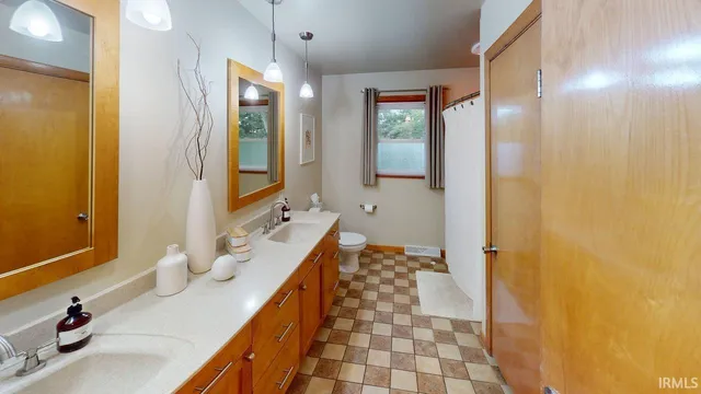 $379,700 | 1437 Highway 56, Jasper, IN 47546