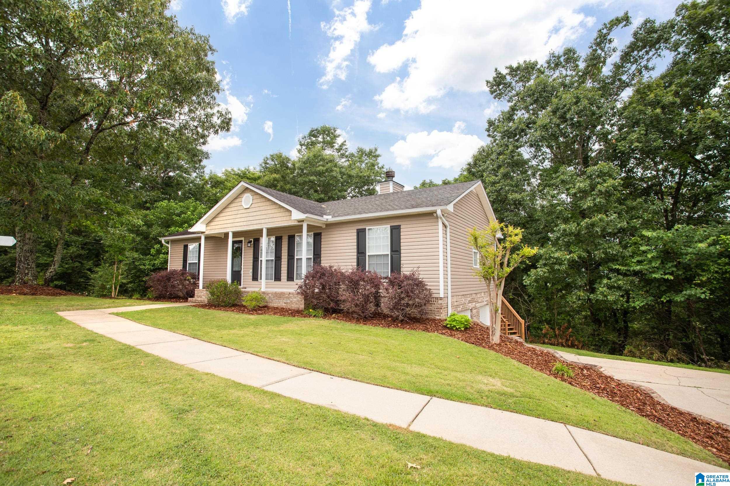 160 Woodland Ridge Road Odenville, AL 35120 - Photo 3 of 36 Gallery Image 3
